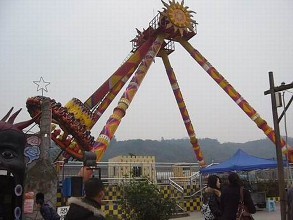 大型游樂設(shè)備對于地基的要求
